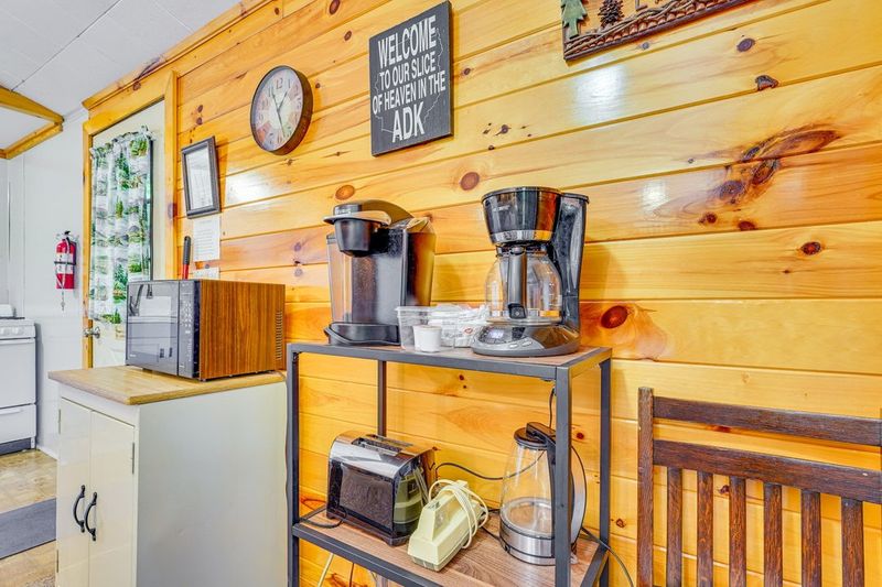Coffee station with Keurig and drip maker
