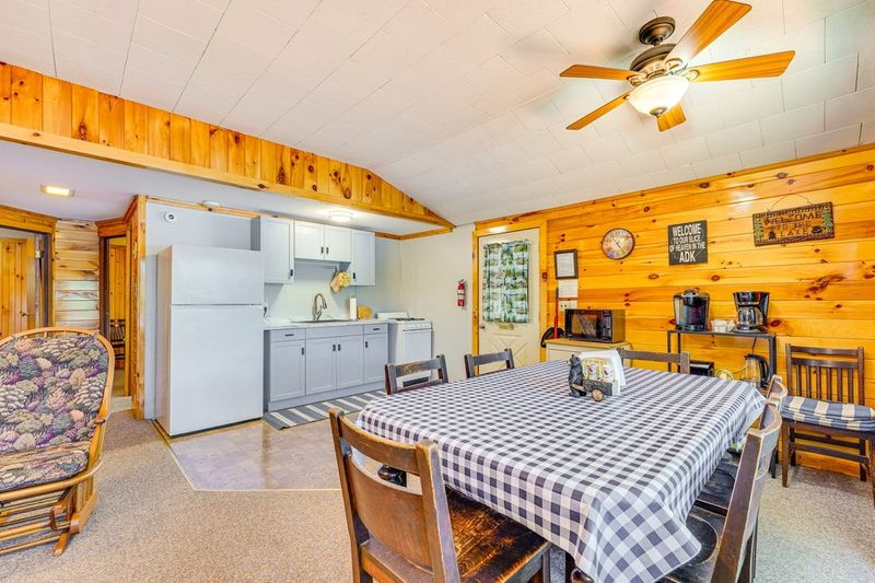 Kitchen and dining table